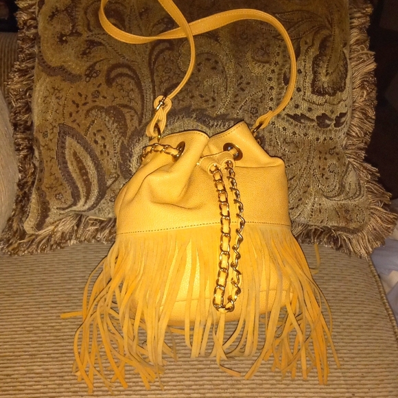 LD Handbags - Drawstring Leather Shoulder Bag